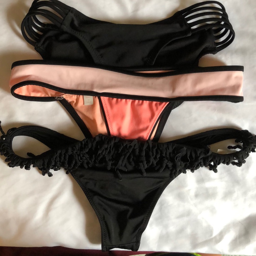 Bathing Suit Bottoms Victoria’s Secret (Lot of 2)